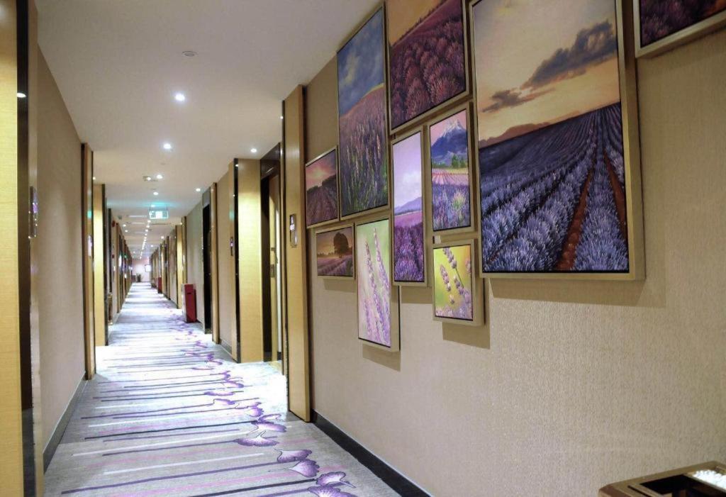 Lavande Hotel Guangzhou Shangxiajiu Pedestrian Street Hualin Temple Metro Station מראה חיצוני תמונה